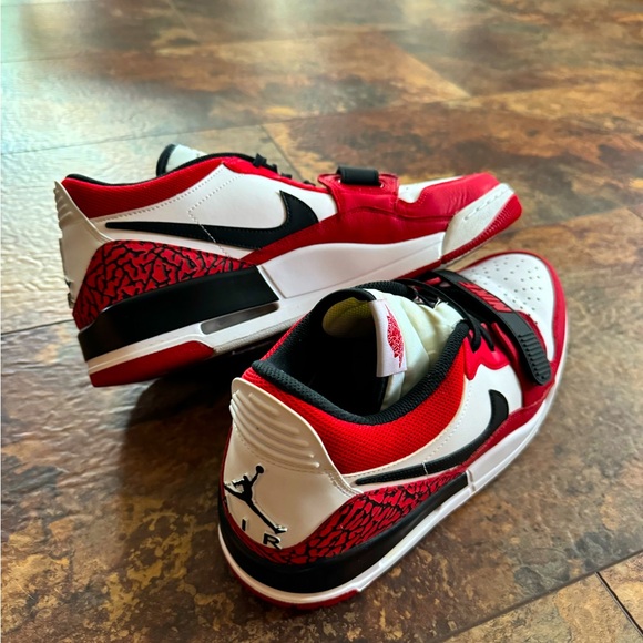 Jordan Legacy 312 Low ‘Chicago Red’ - Picture 5 of 5